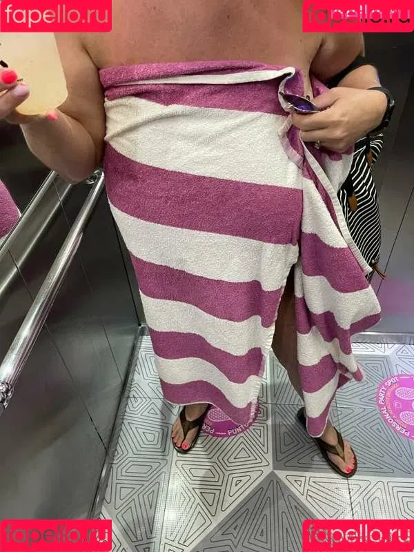 Mrs. Vice Onlyfans Photo Gallery 