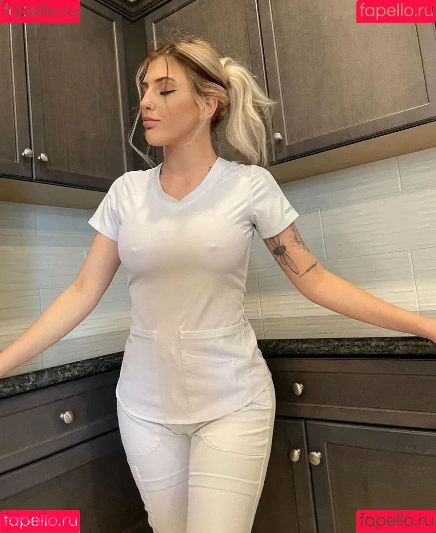Nurse Fawn Onlyfans Photo Gallery 