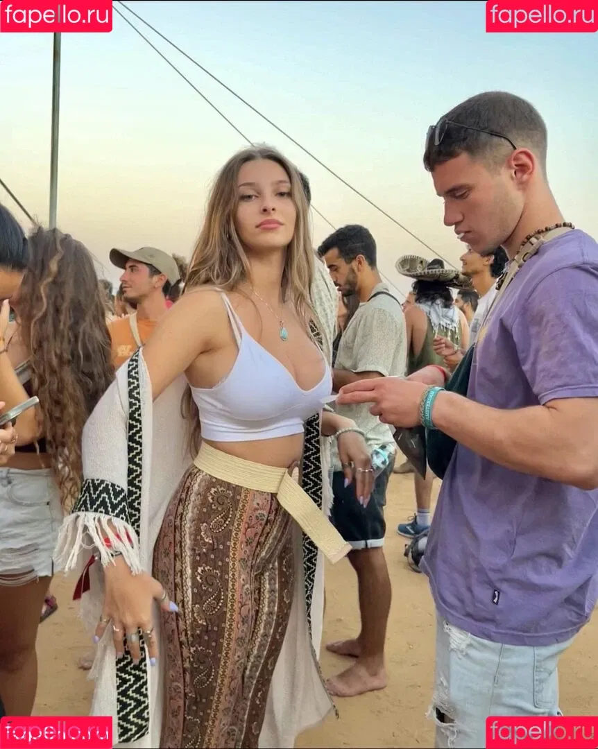Ella Netzer Onlyfans Photo Gallery 