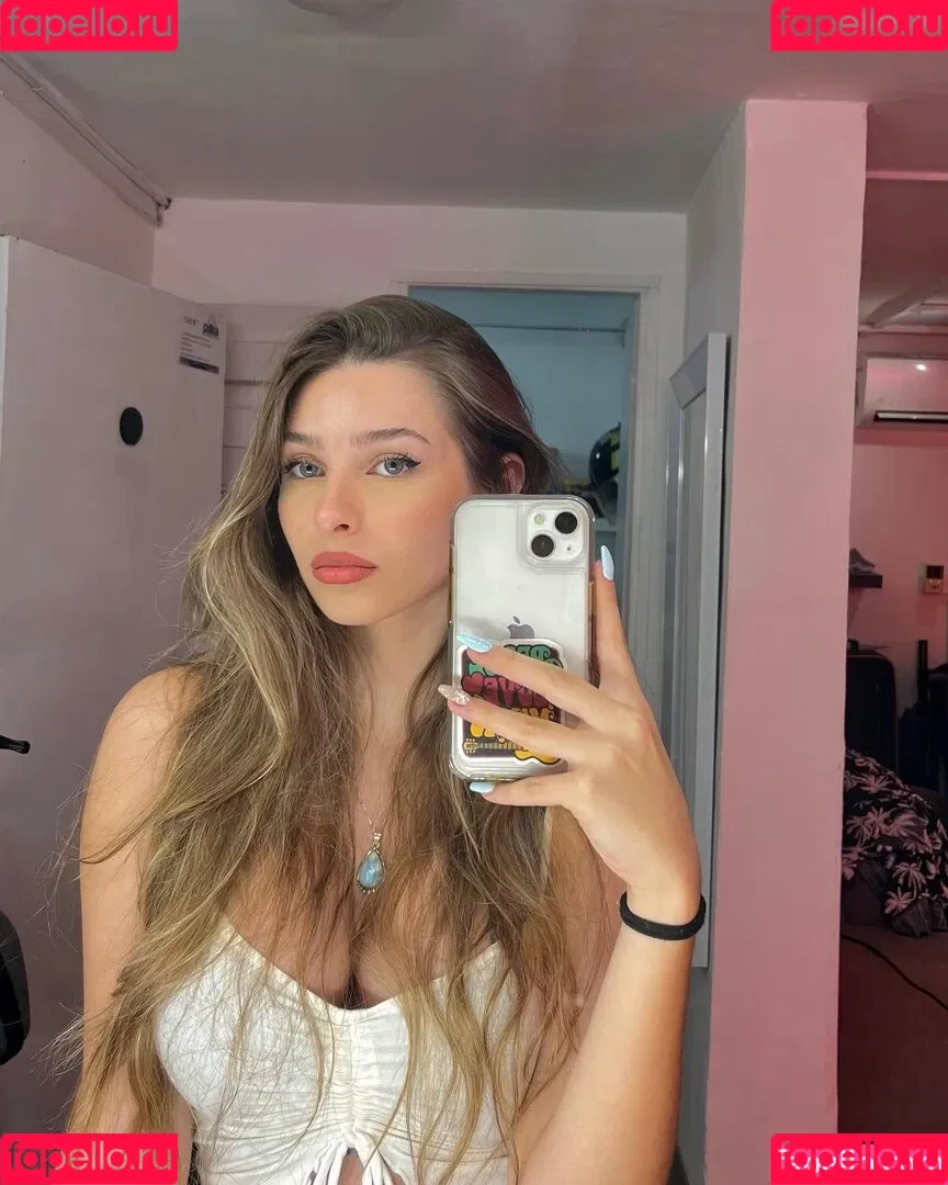 Ella Netzer Onlyfans Photo Gallery 