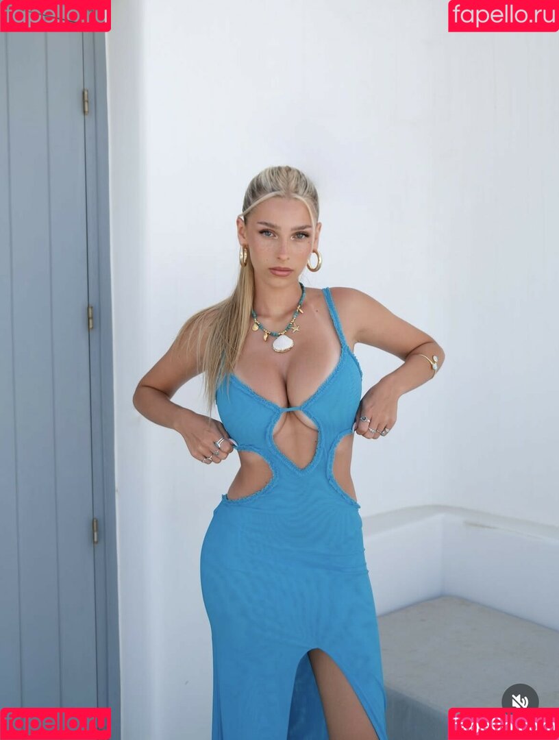 Ella Netzer Onlyfans Photo Gallery 