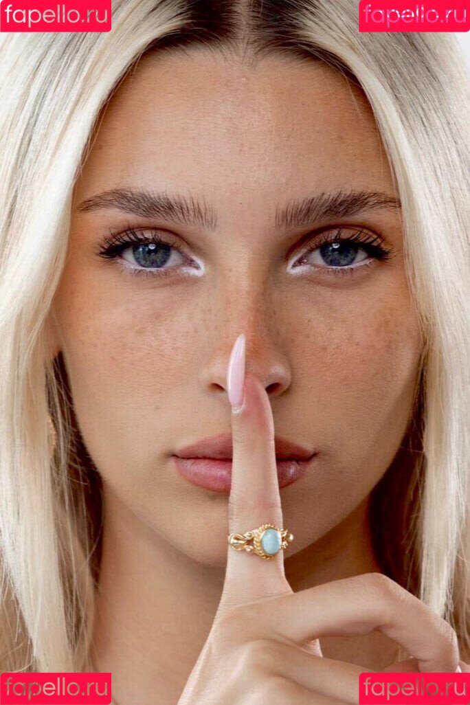 Ella Netzer Onlyfans Photo Gallery 