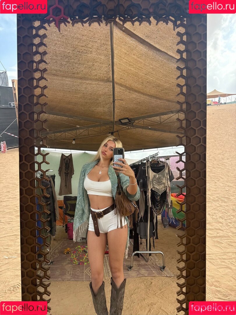 Ella Netzer Onlyfans Photo Gallery 