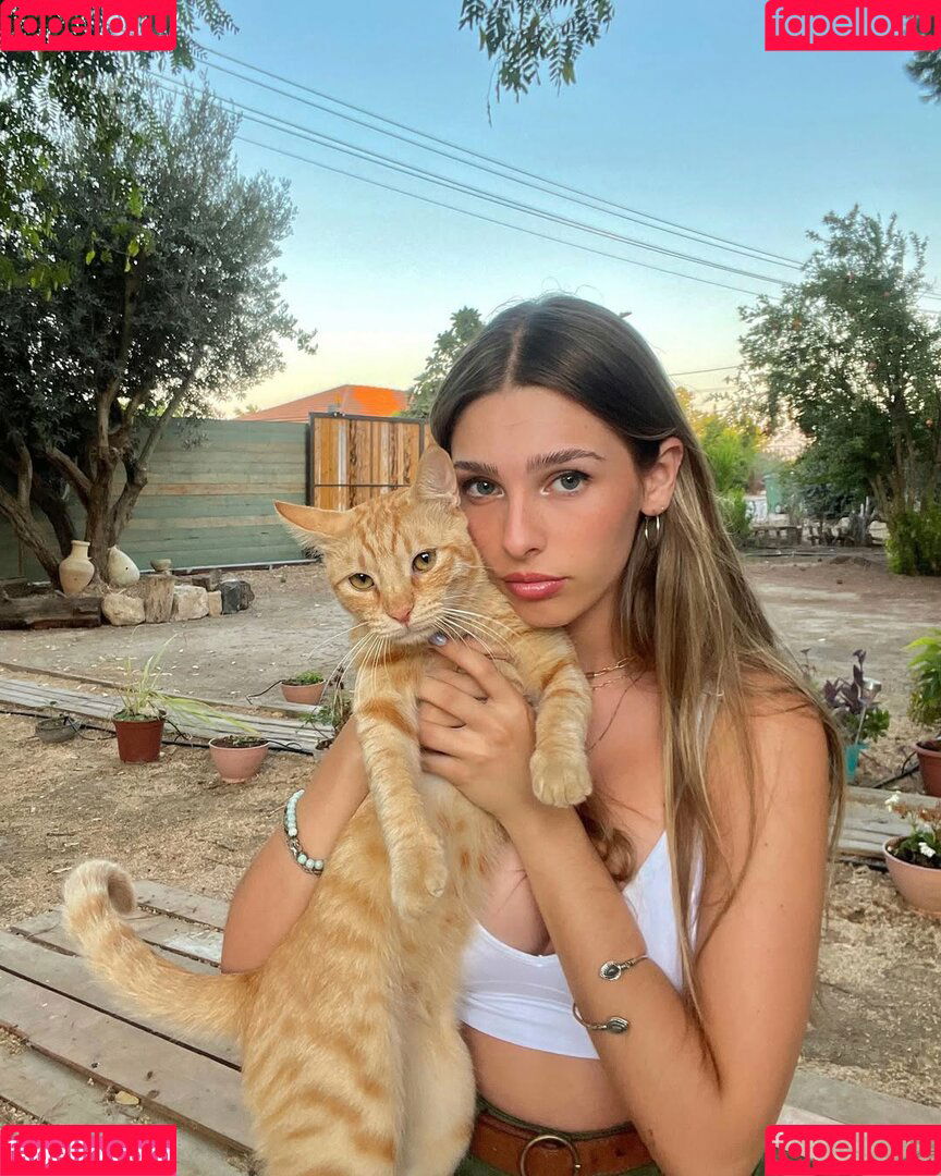 Ella Netzer Onlyfans Photo Gallery 