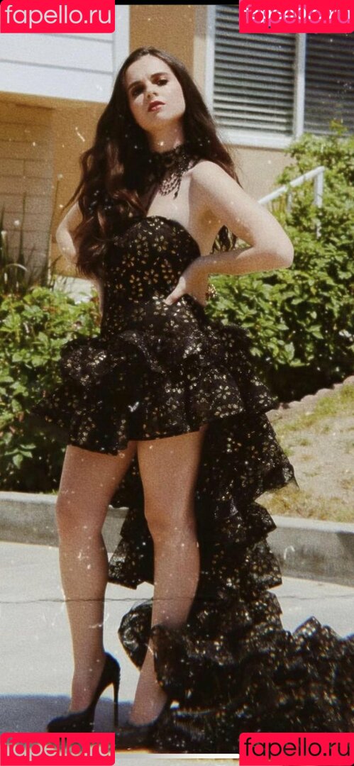 Vanessa Marano Onlyfans Photo Gallery 