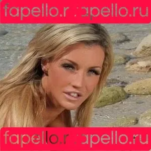 Holly Henderson Onlyfans Photo Gallery 
