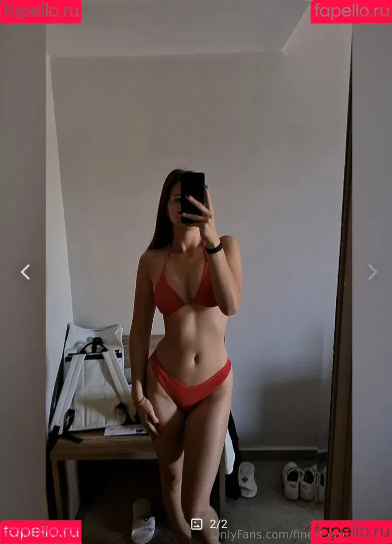 finest.emi Onlyfans Photo Gallery 