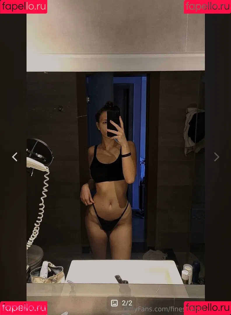 finest.emi Onlyfans Photo Gallery 