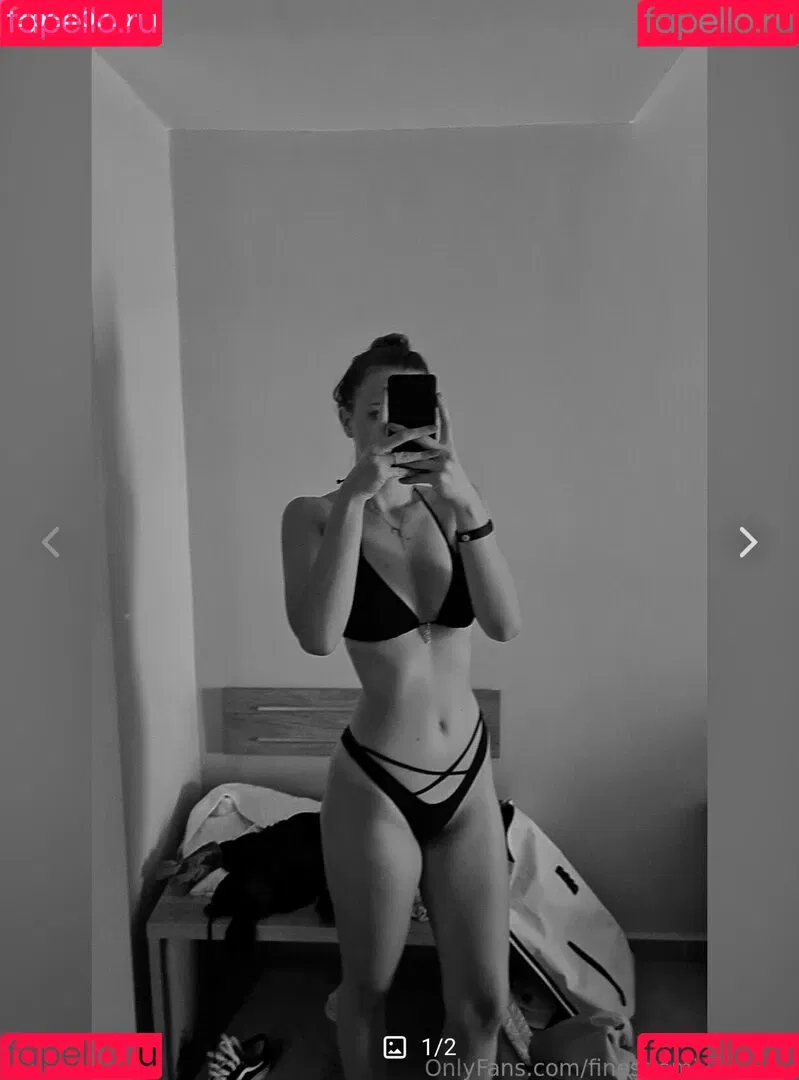 finest.emi Onlyfans Photo Gallery 
