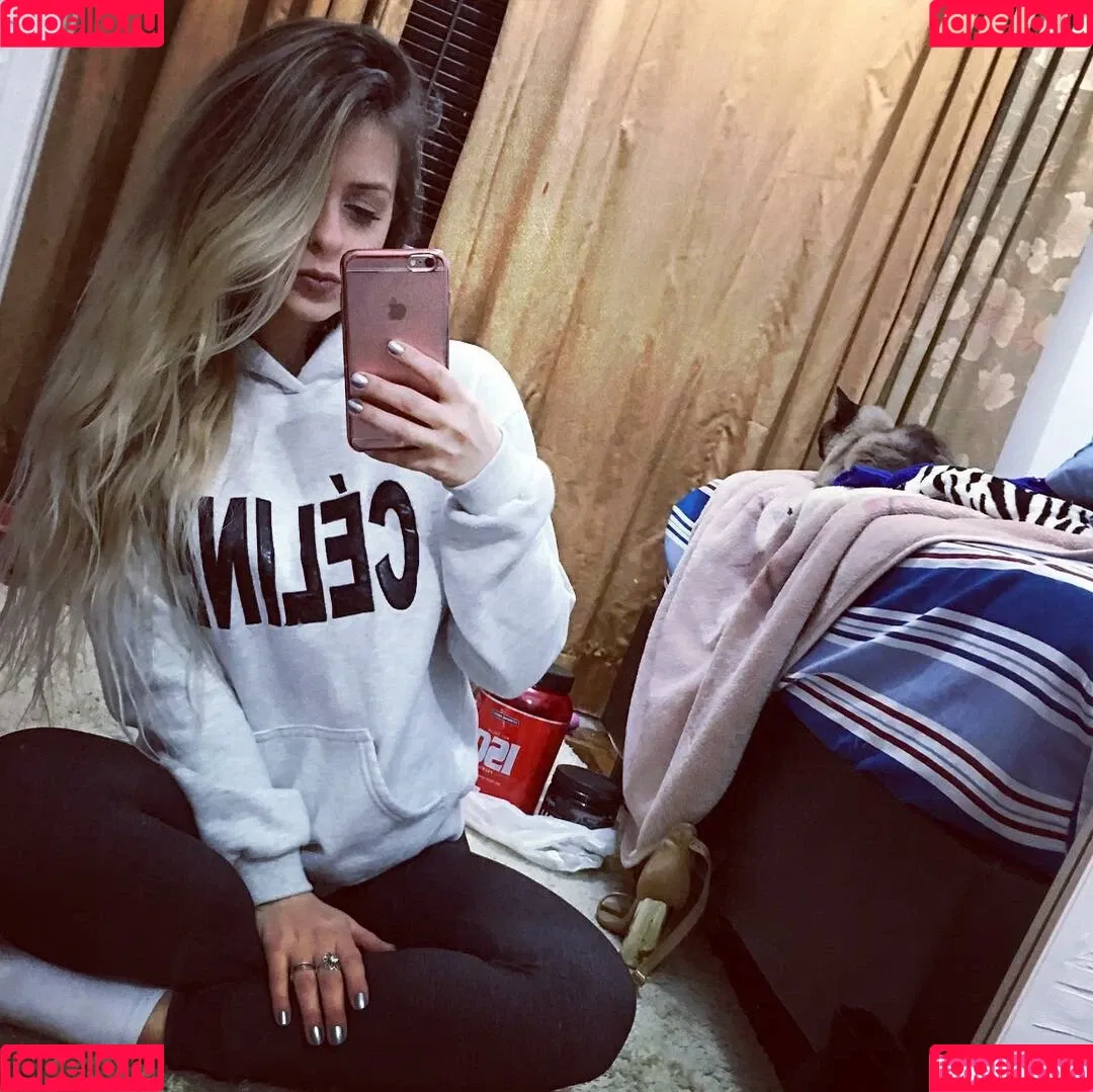 Yasmin Hehn Onlyfans Photo Gallery 