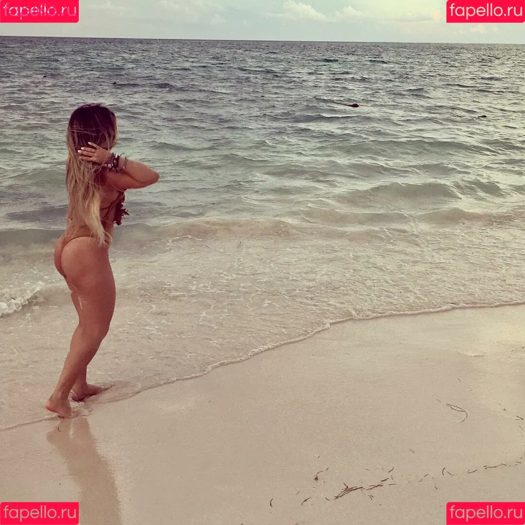 Yasmin Hehn Onlyfans Photo Gallery 