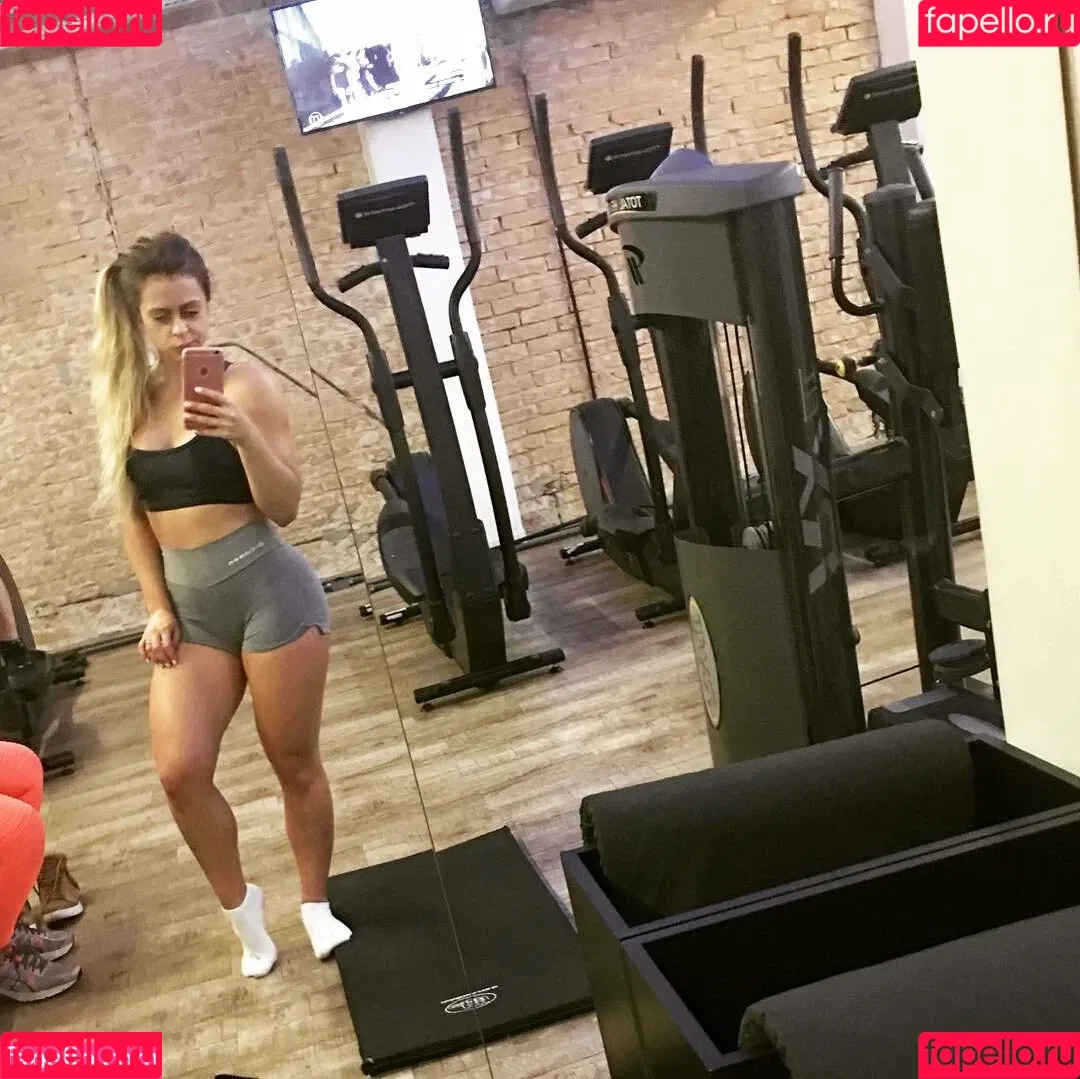 Yasmin Hehn Onlyfans Photo Gallery 