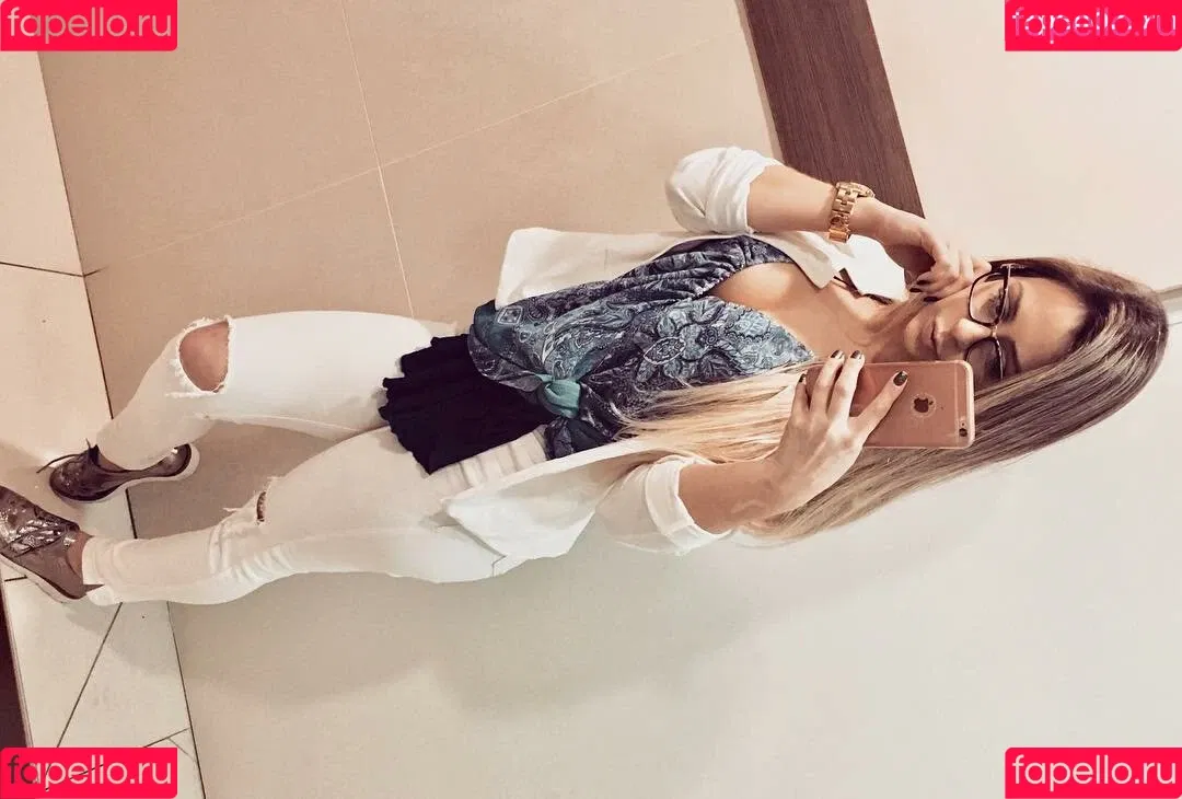 Yasmin Hehn Onlyfans Photo Gallery 