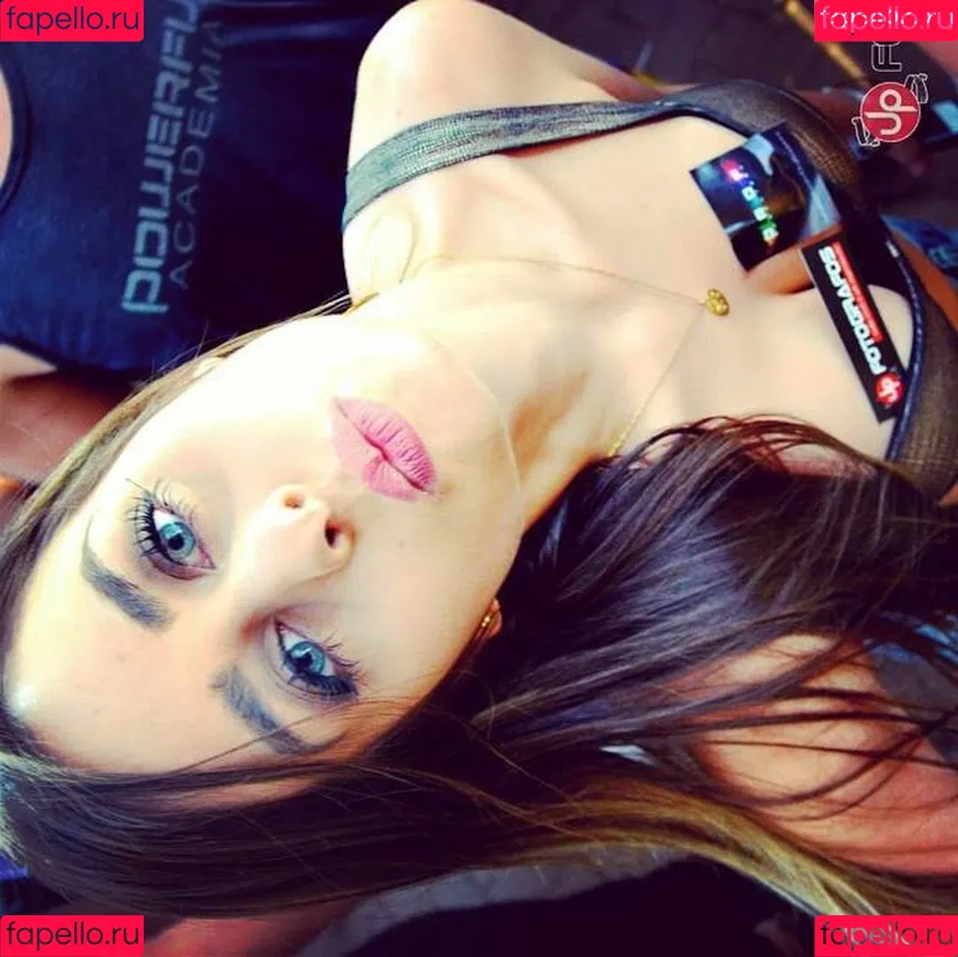 Yasmin Hehn Onlyfans Photo Gallery 