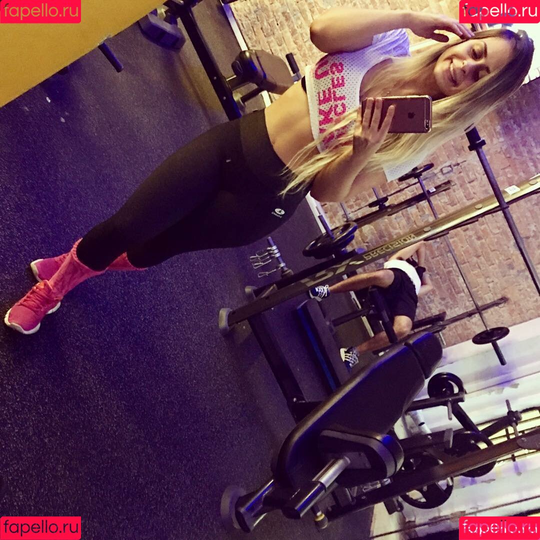 Yasmin Hehn Onlyfans Photo Gallery 