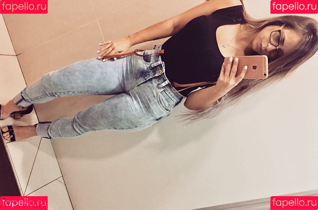 Yasmin Hehn Onlyfans Photo Gallery 