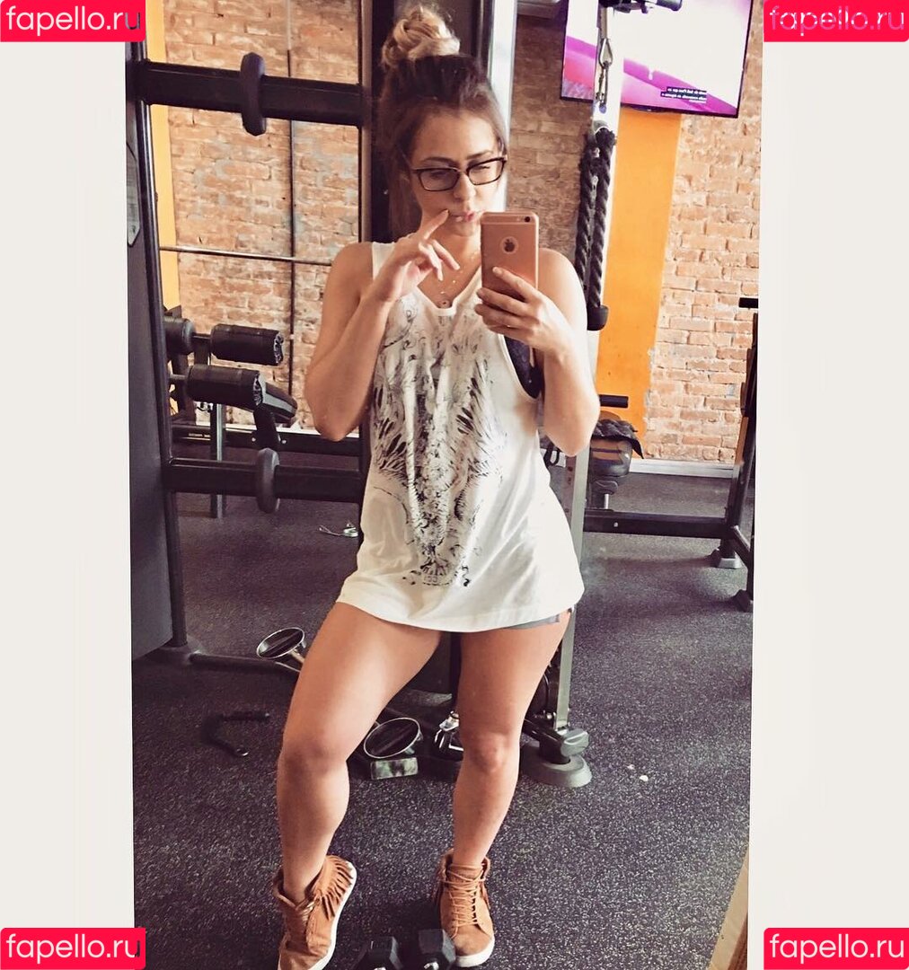 Yasmin Hehn Onlyfans Photo Gallery 