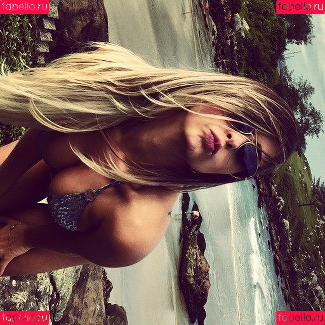 Yasmin Hehn Onlyfans Photo Gallery 