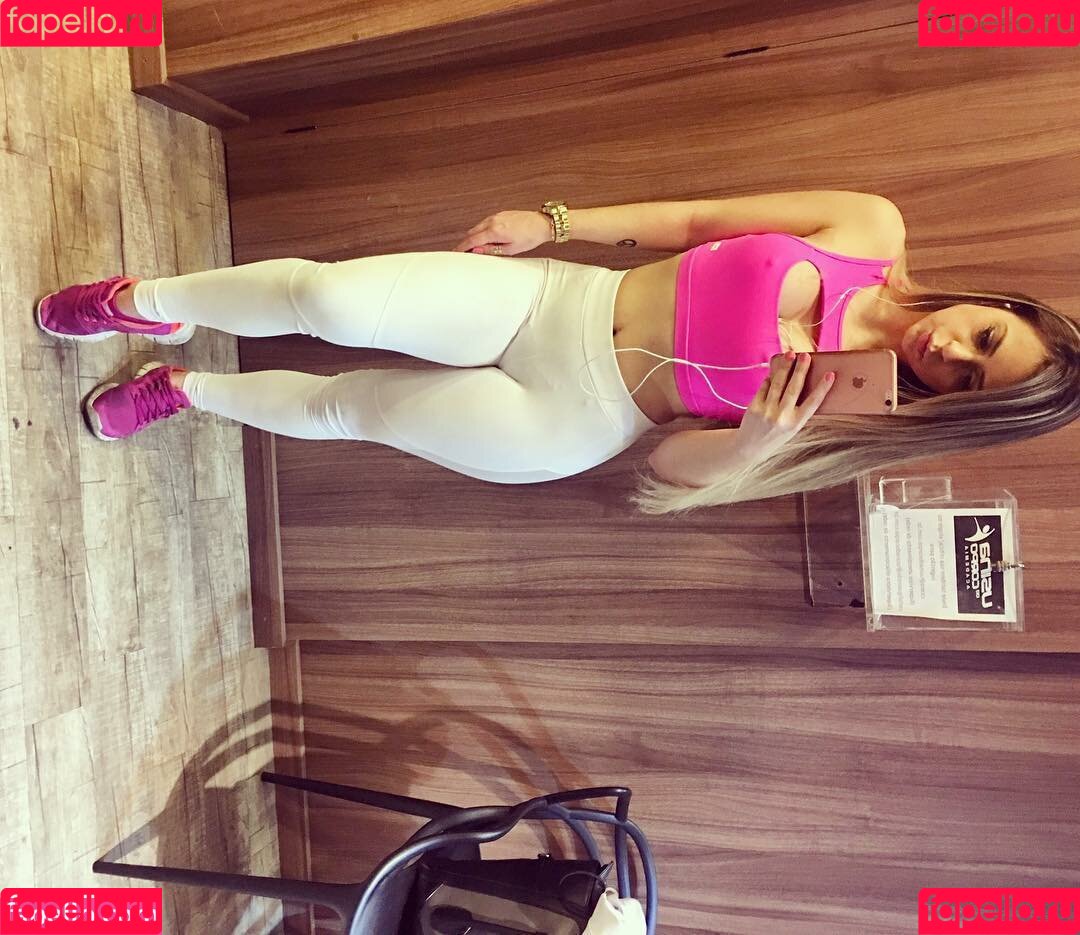 Yasmin Hehn Onlyfans Photo Gallery 