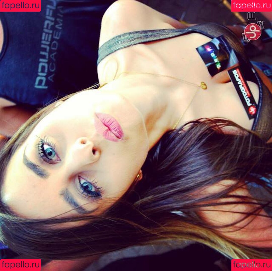 Yasmin Hehn Onlyfans Photo Gallery 