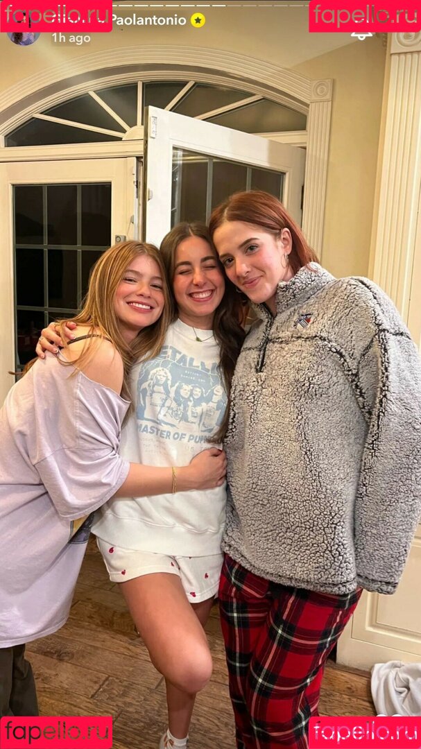 Gianina Onlyfans Photo Gallery 