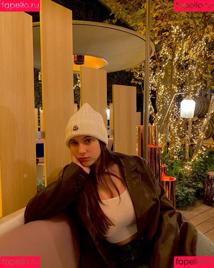 Rona Y Onlyfans Photo Gallery 