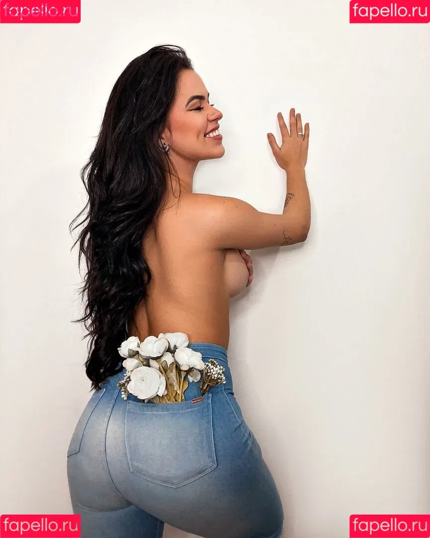Taynah Smith Onlyfans Photo Gallery 