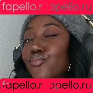 Carefreehamuyela Onlyfans Photo Gallery 