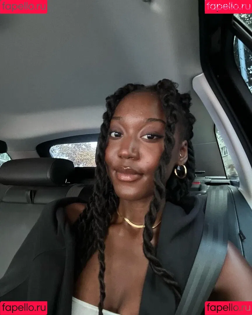 Carefreehamuyela Onlyfans Photo Gallery 