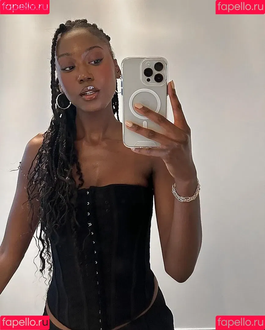Carefreehamuyela Onlyfans Photo Gallery 