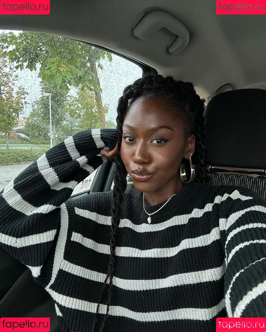 Carefreehamuyela Onlyfans Photo Gallery 