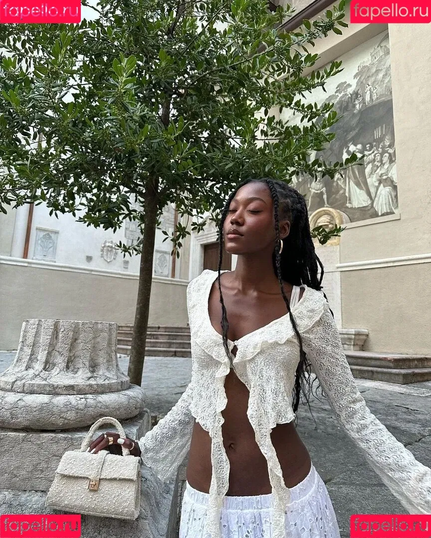 Carefreehamuyela Onlyfans Photo Gallery 
