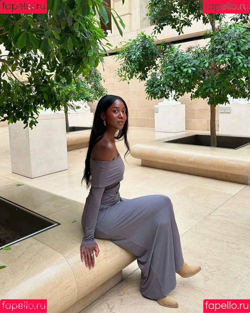 Carefreehamuyela Onlyfans Photo Gallery 