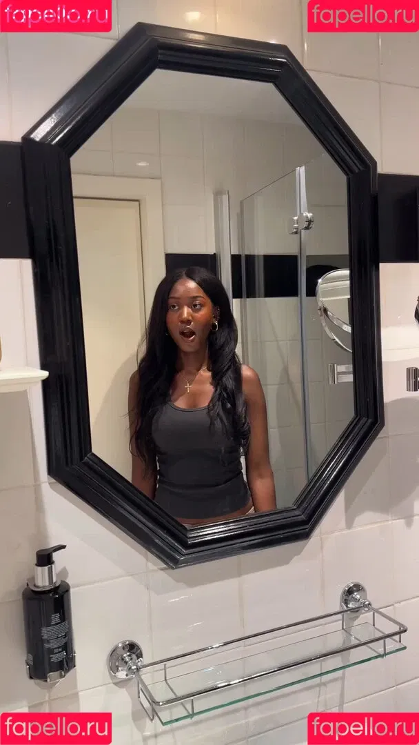 Carefreehamuyela Onlyfans Photo Gallery 