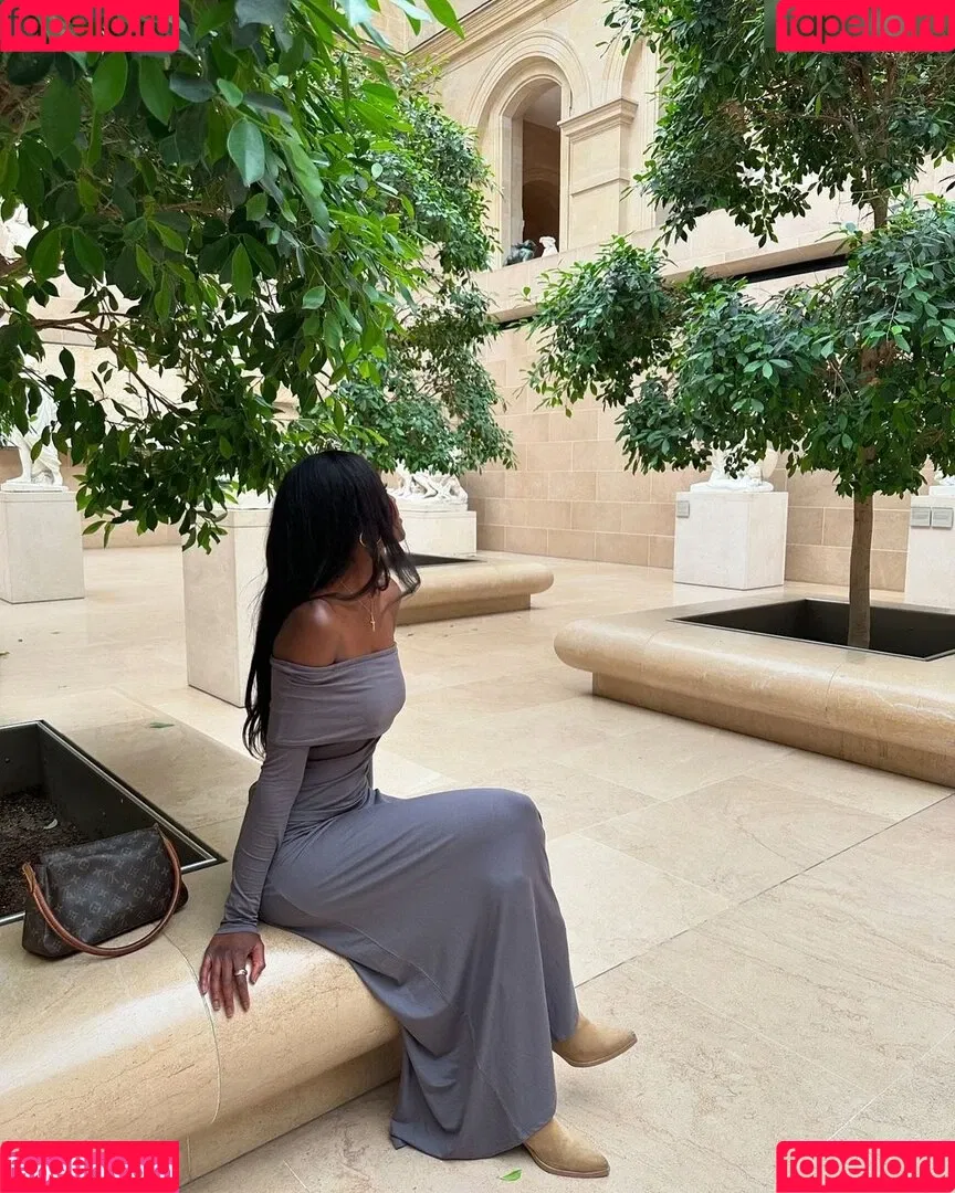 Carefreehamuyela Onlyfans Photo Gallery 