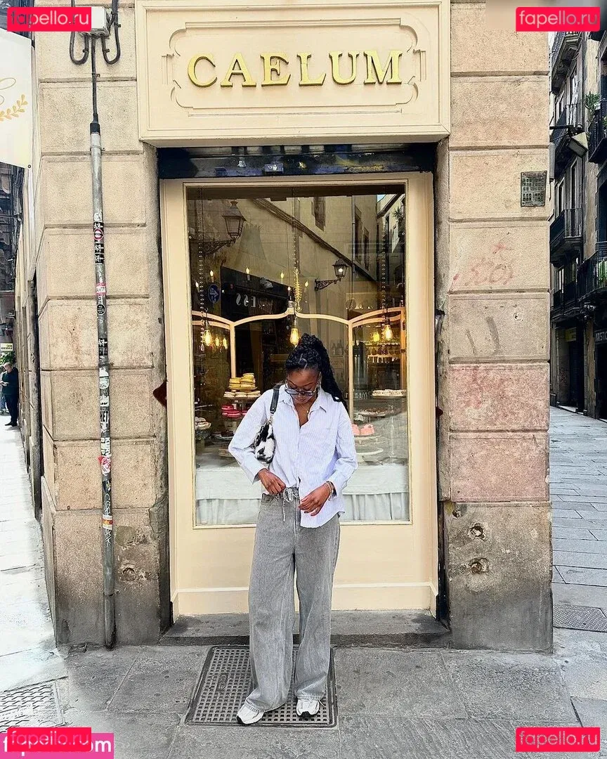 Carefreehamuyela Onlyfans Photo Gallery 