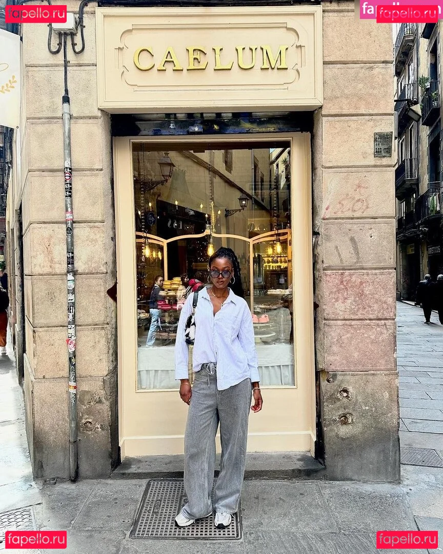 Carefreehamuyela Onlyfans Photo Gallery 