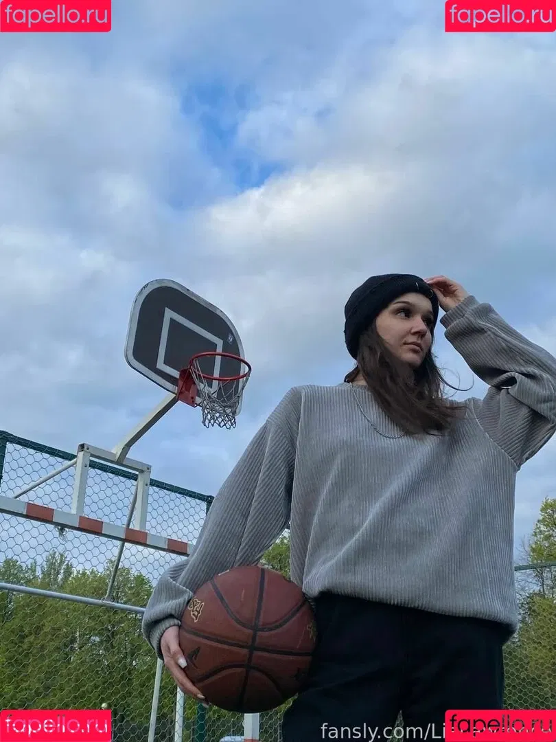 LiaLawrence Onlyfans Photo Gallery 