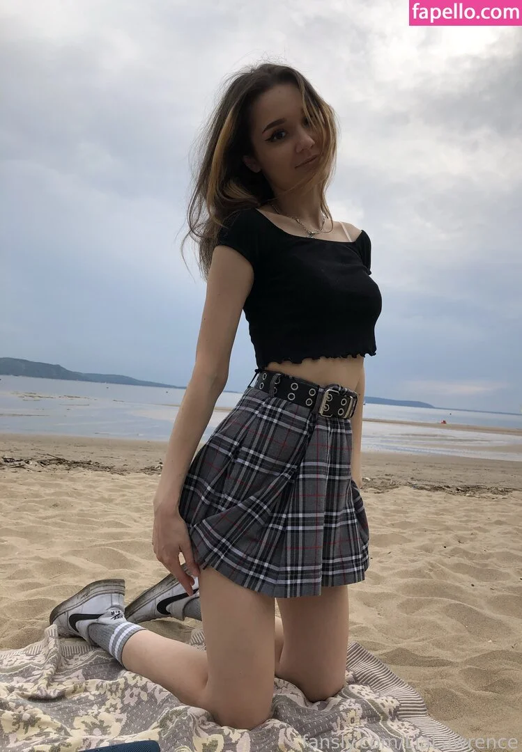 LiaLawrence Onlyfans Photo Gallery 