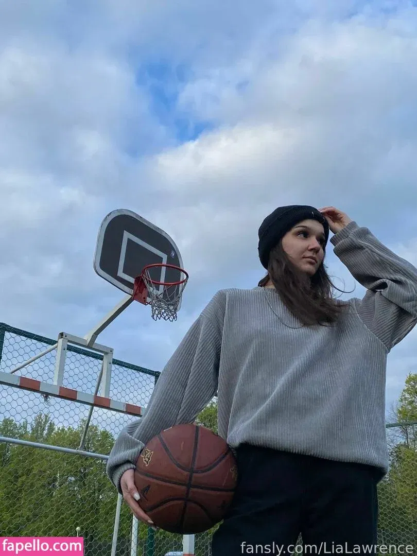 LiaLawrence Onlyfans Photo Gallery 