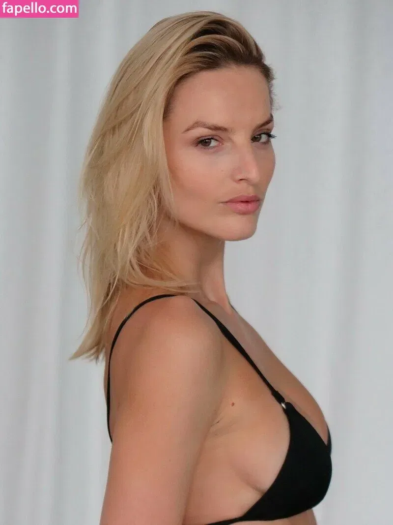 Michaela Kocianova Onlyfans Photo Gallery 