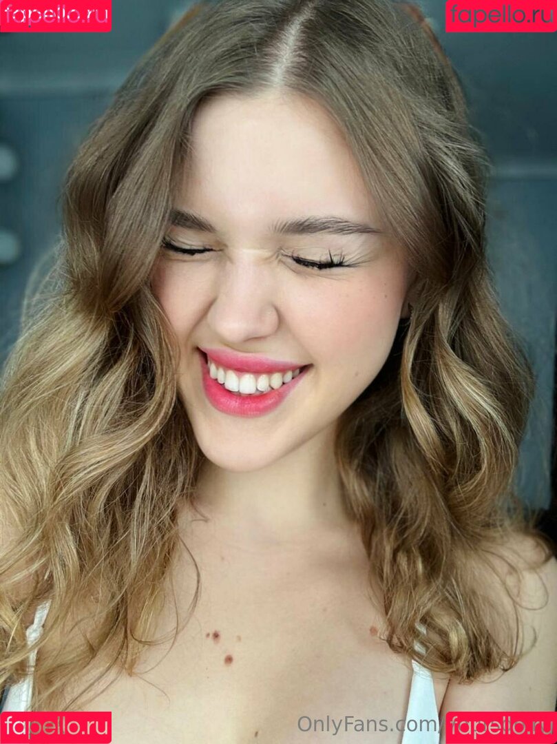 yoursdolly Onlyfans Photo Gallery 