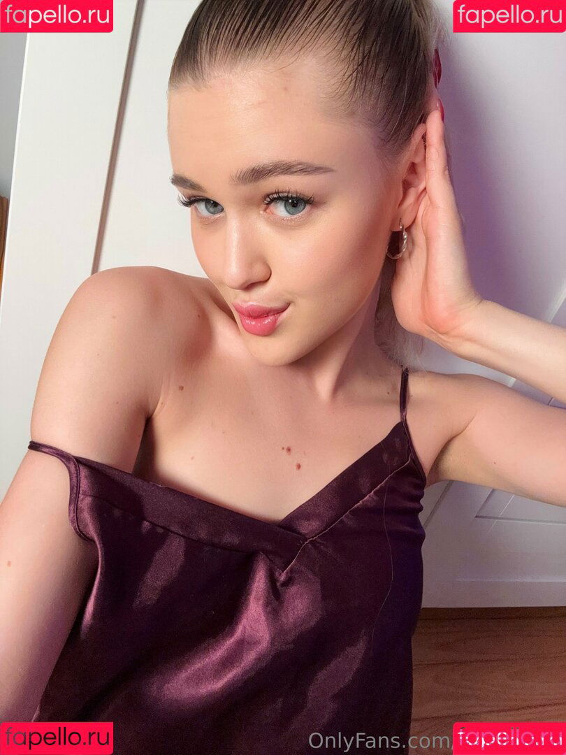 yoursdolly Onlyfans Photo Gallery 