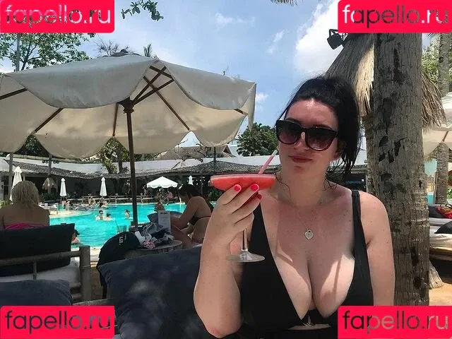 Courtney Hudson Onlyfans Photo Gallery 