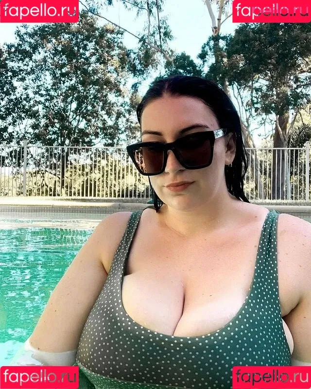Courtney Hudson Onlyfans Photo Gallery 