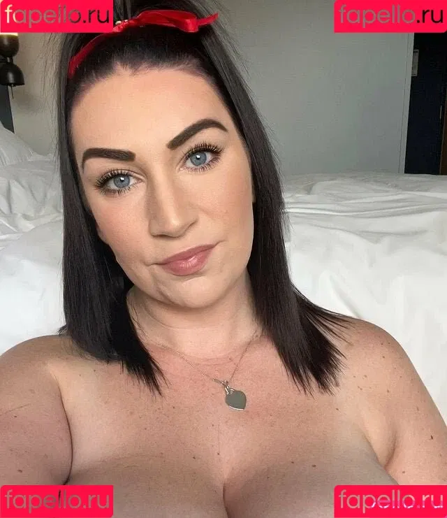 Courtney Hudson Onlyfans Photo Gallery 