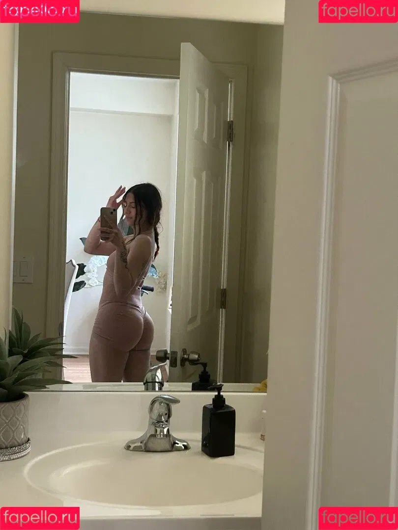 tati.garciaa Onlyfans Photo Gallery 