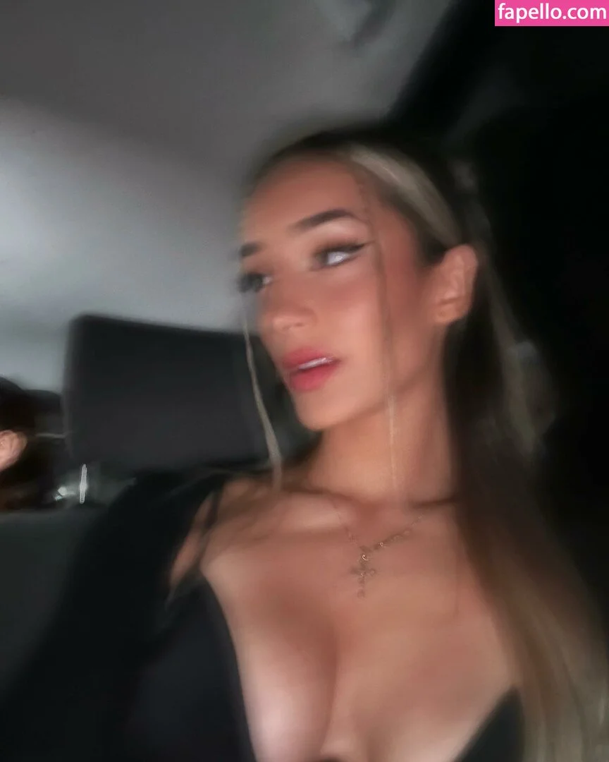 Alessia Derossi Onlyfans Photo Gallery 