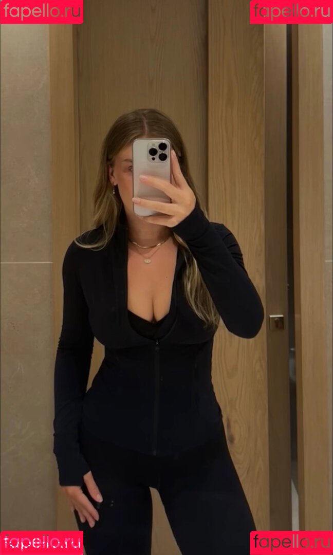 celinajoyy Onlyfans Photo Gallery 