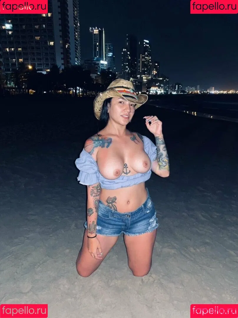 lolisaenz Onlyfans Photo Gallery 